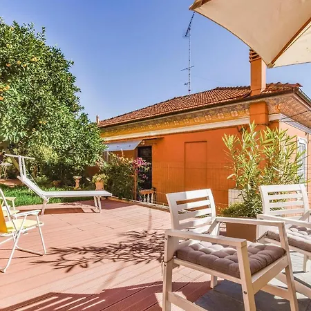 Hébergement de vacances Two-bedroom Holiday In Imperia Gorleri