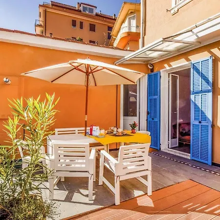 Two-bedroom Holiday In Imperia