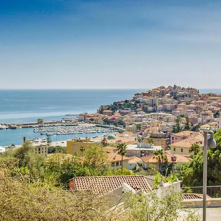 Two-bedroom Holiday In Imperia Gorleri